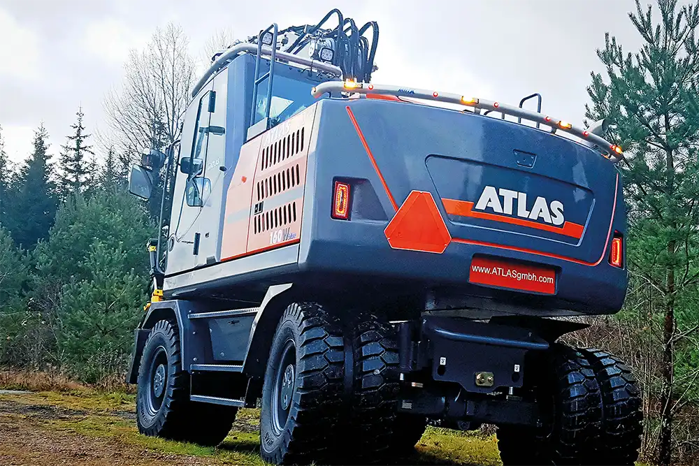 Atlas, In the field 5