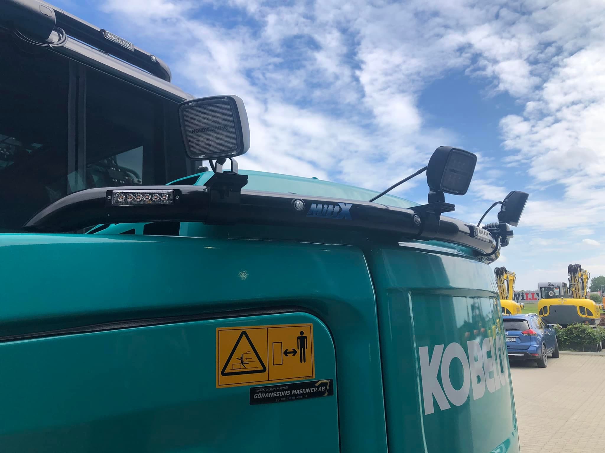 Kobelco, In the field 1