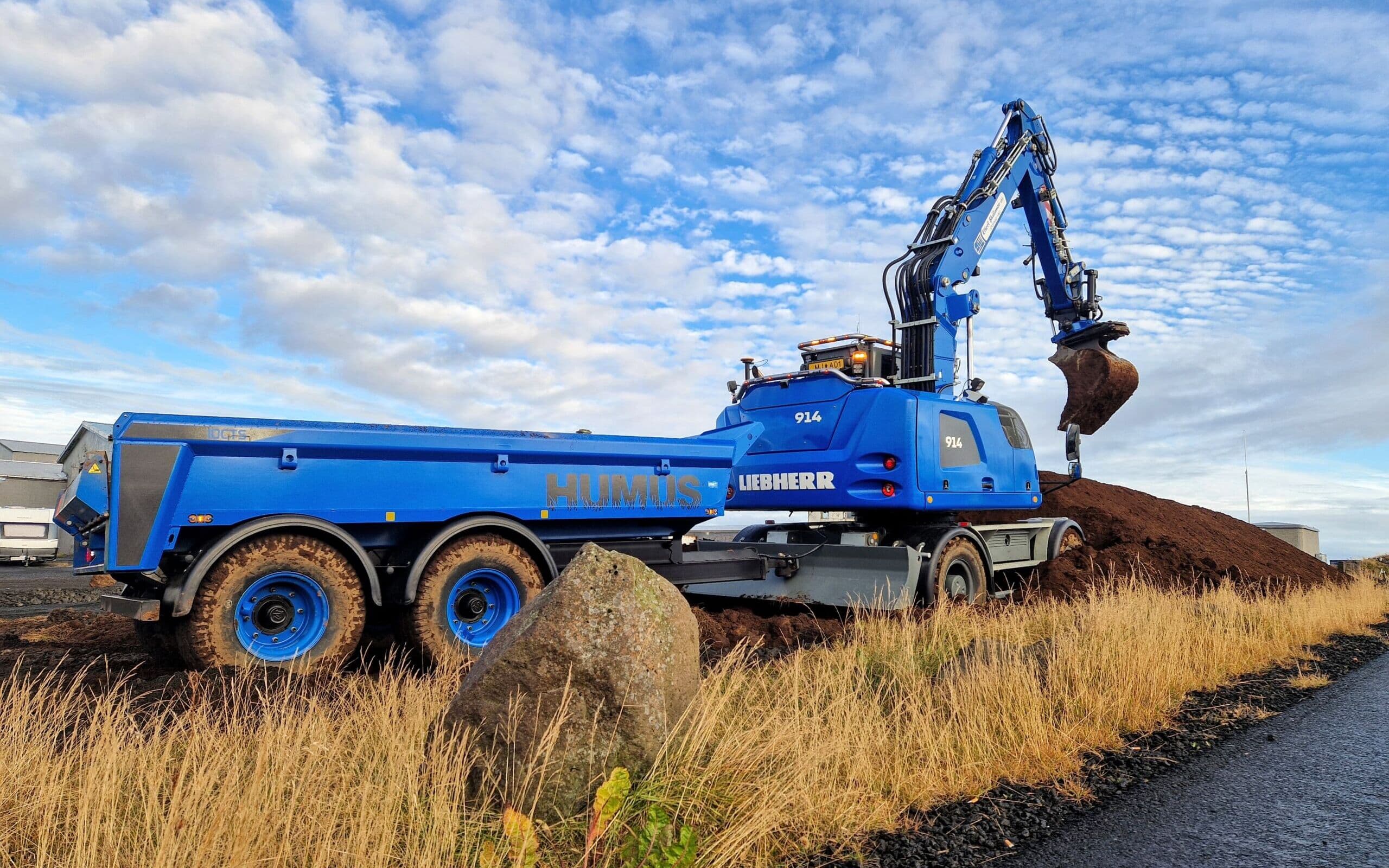 Liebherr, In the field 1