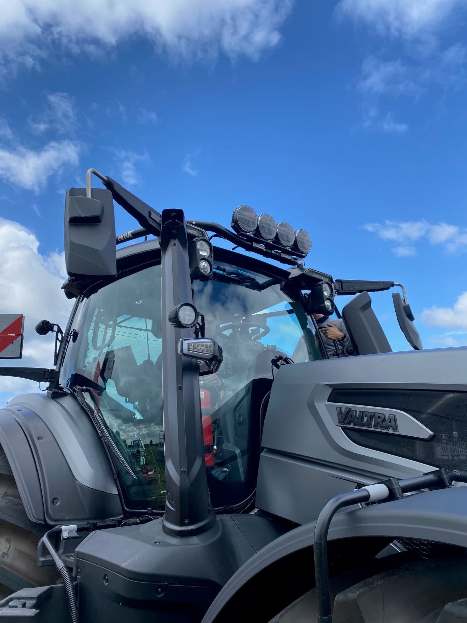 Valtra, In the field 3