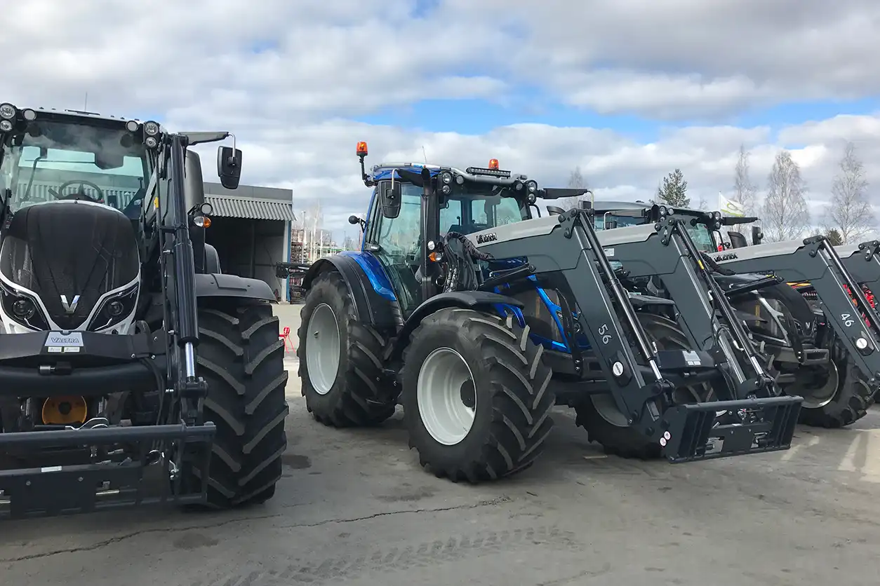 Valtra, In the field 2